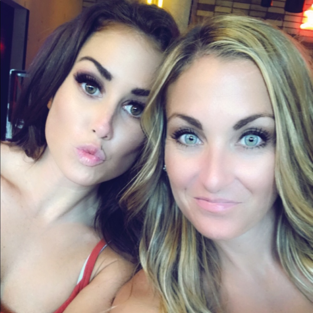 Meet your Posher, Ashley